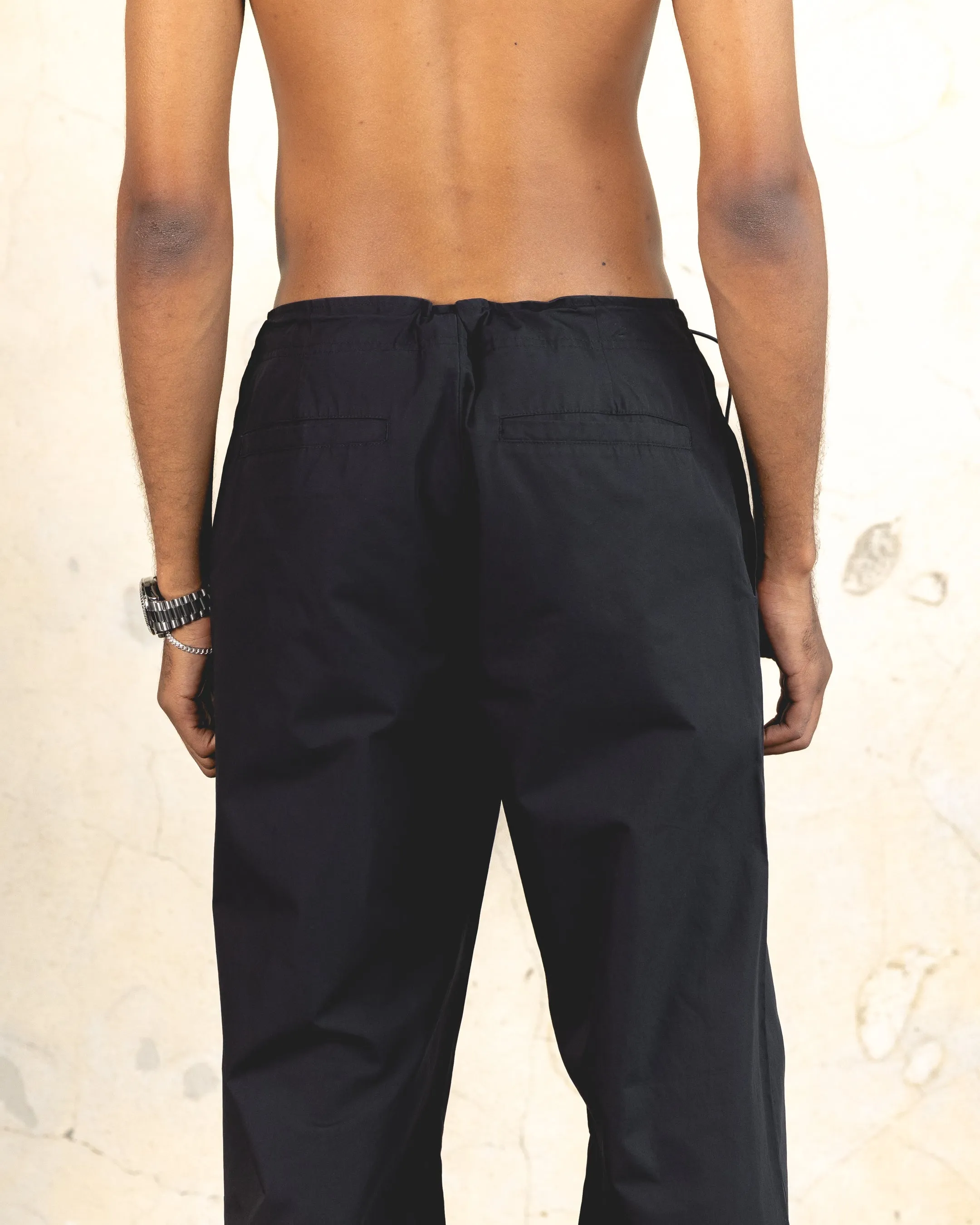 404 Silhouette Pants Black